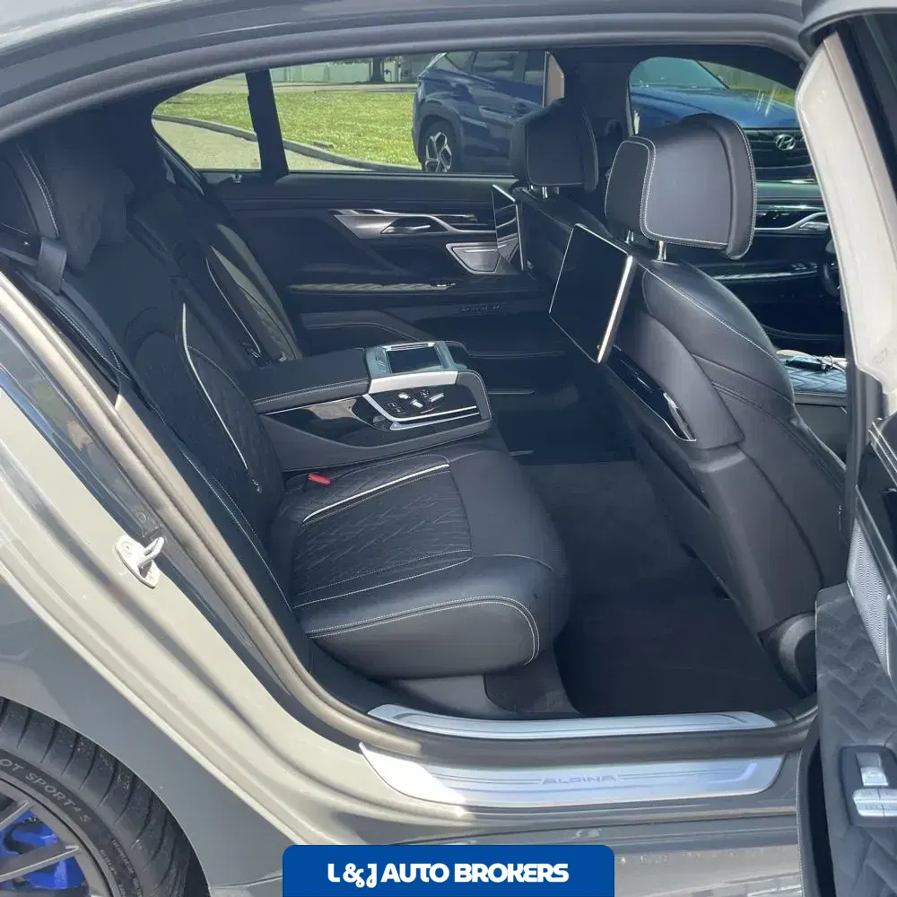 2021 BMW 7 Series ALPINA B7 xDrive