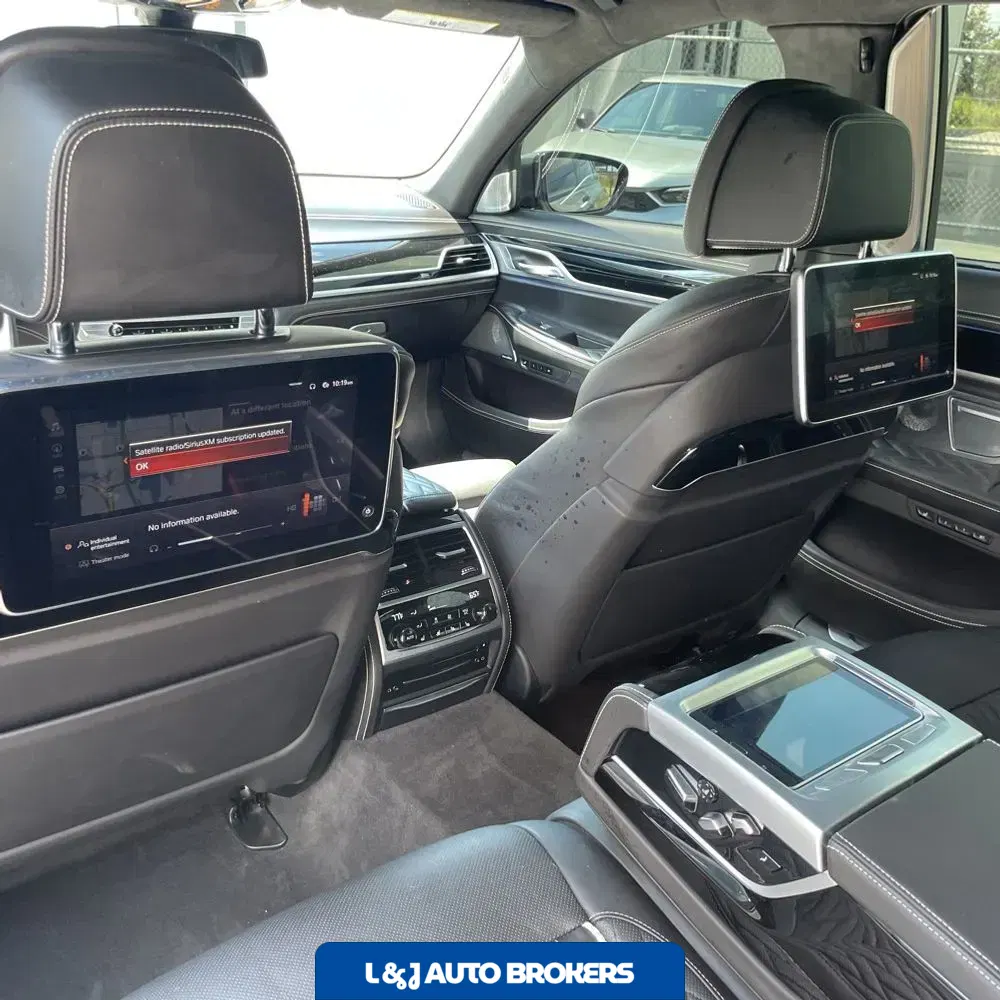2021 BMW 7 Series ALPINA B7 xDrive