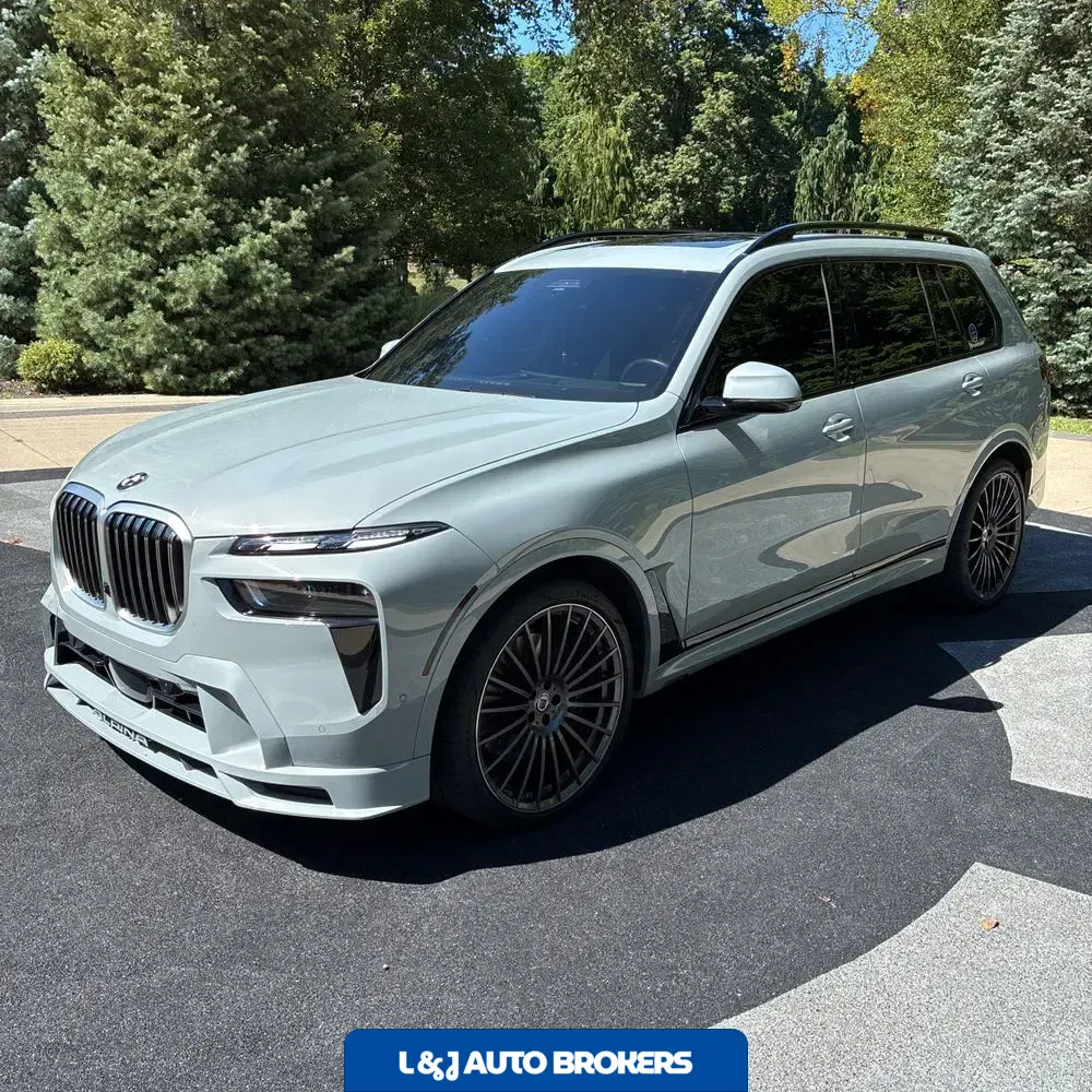 2024 BMW X7 Alpina XB7