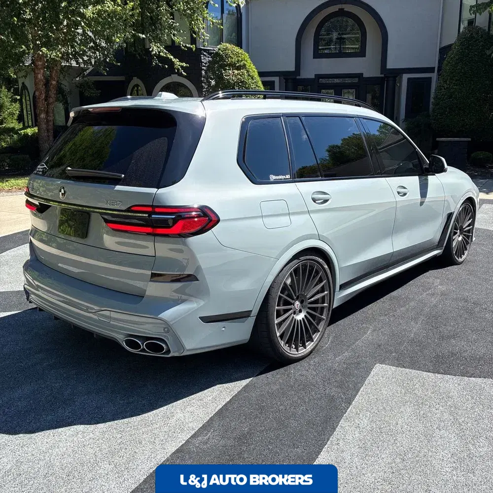 2024 BMW X7 Alpina XB7