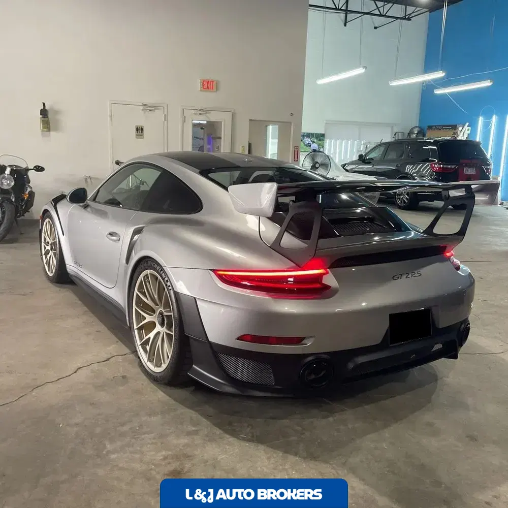 2018 Porsche 911 GT2 RS