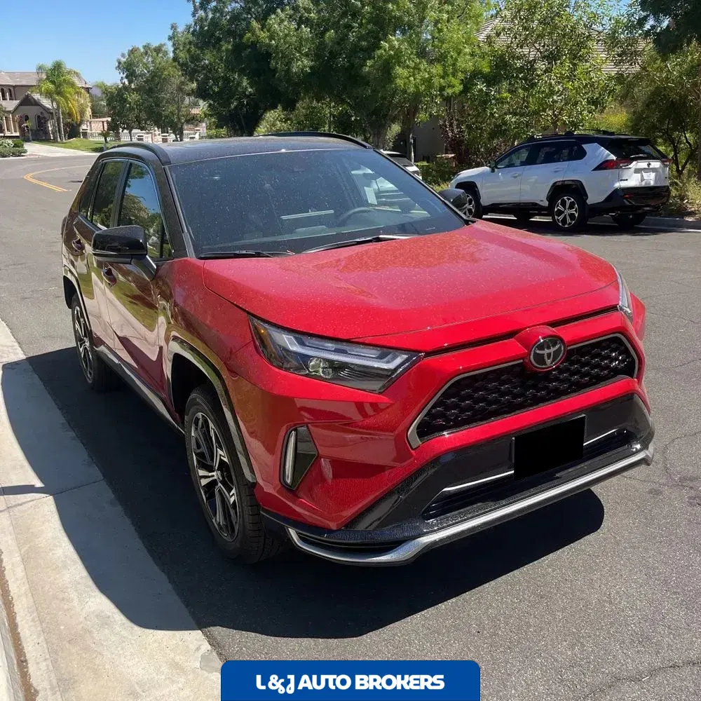 2025 Toyota RAV4 Plug-in Hybrid XSE