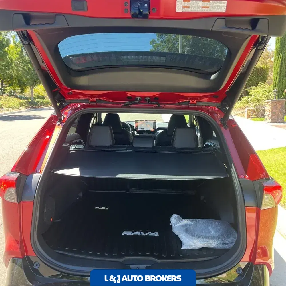2025 Toyota RAV4 Plug-in Hybrid XSE