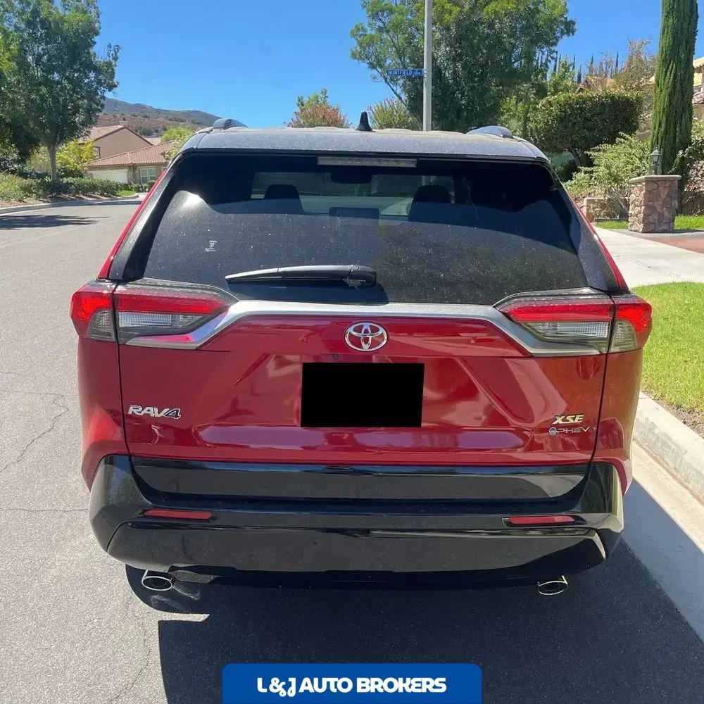 2025 Toyota RAV4 Plug-in Hybrid XSE