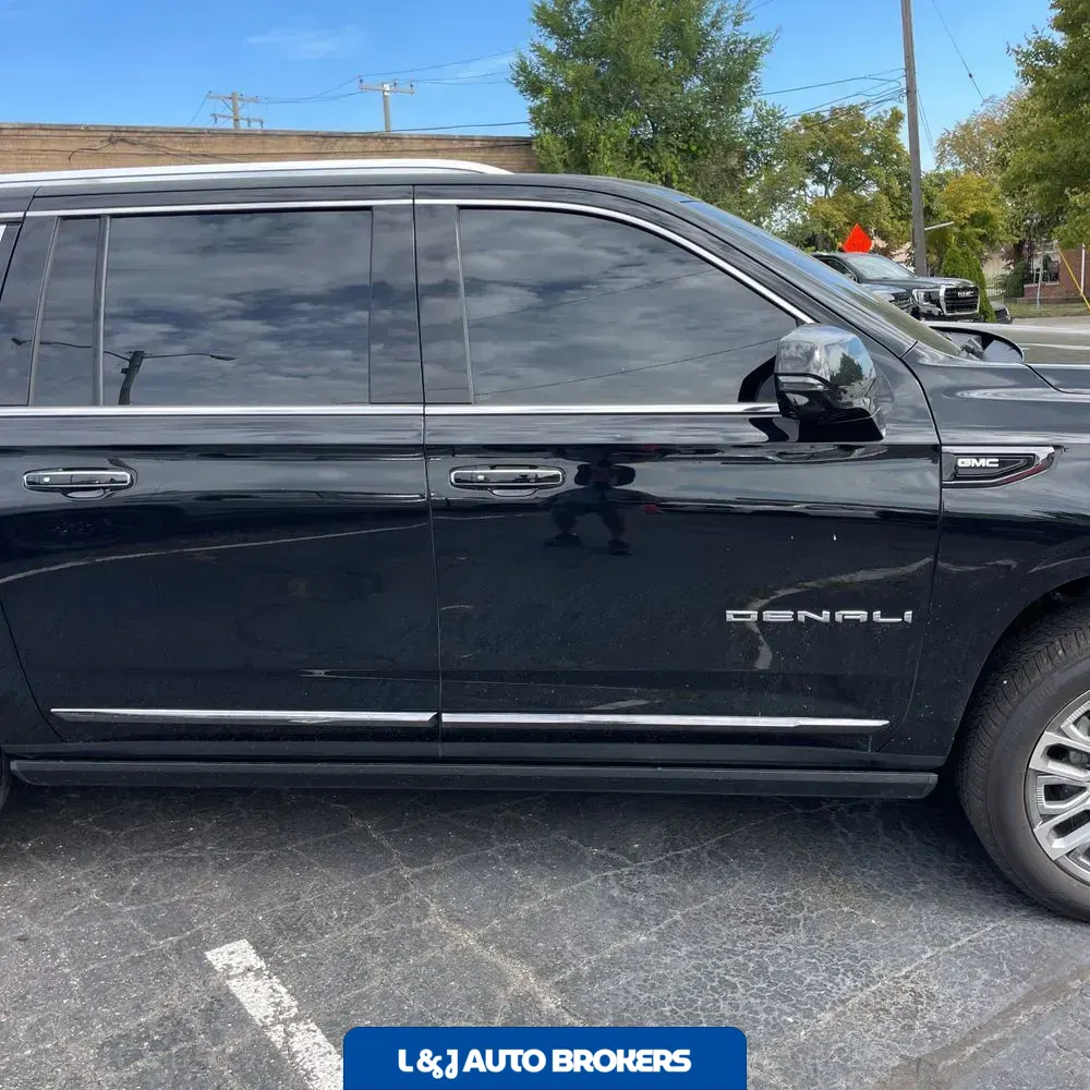 2024 GMC Yukon XL Denali Ultimate