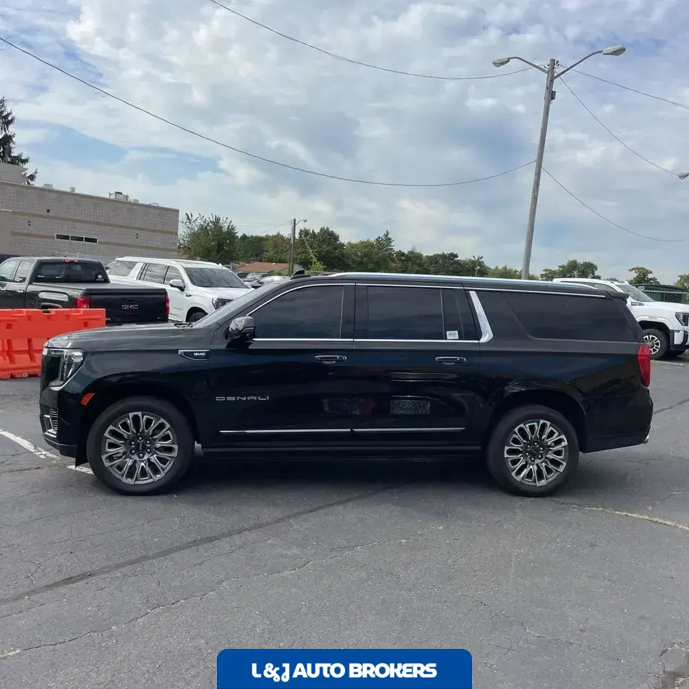 2024 GMC Yukon XL Denali Ultimate