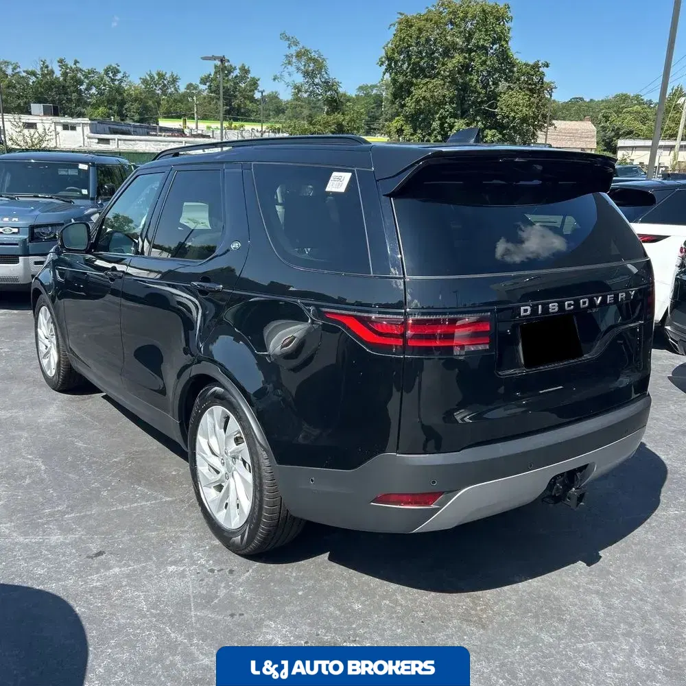 2025 Land Rover Discovery S P300