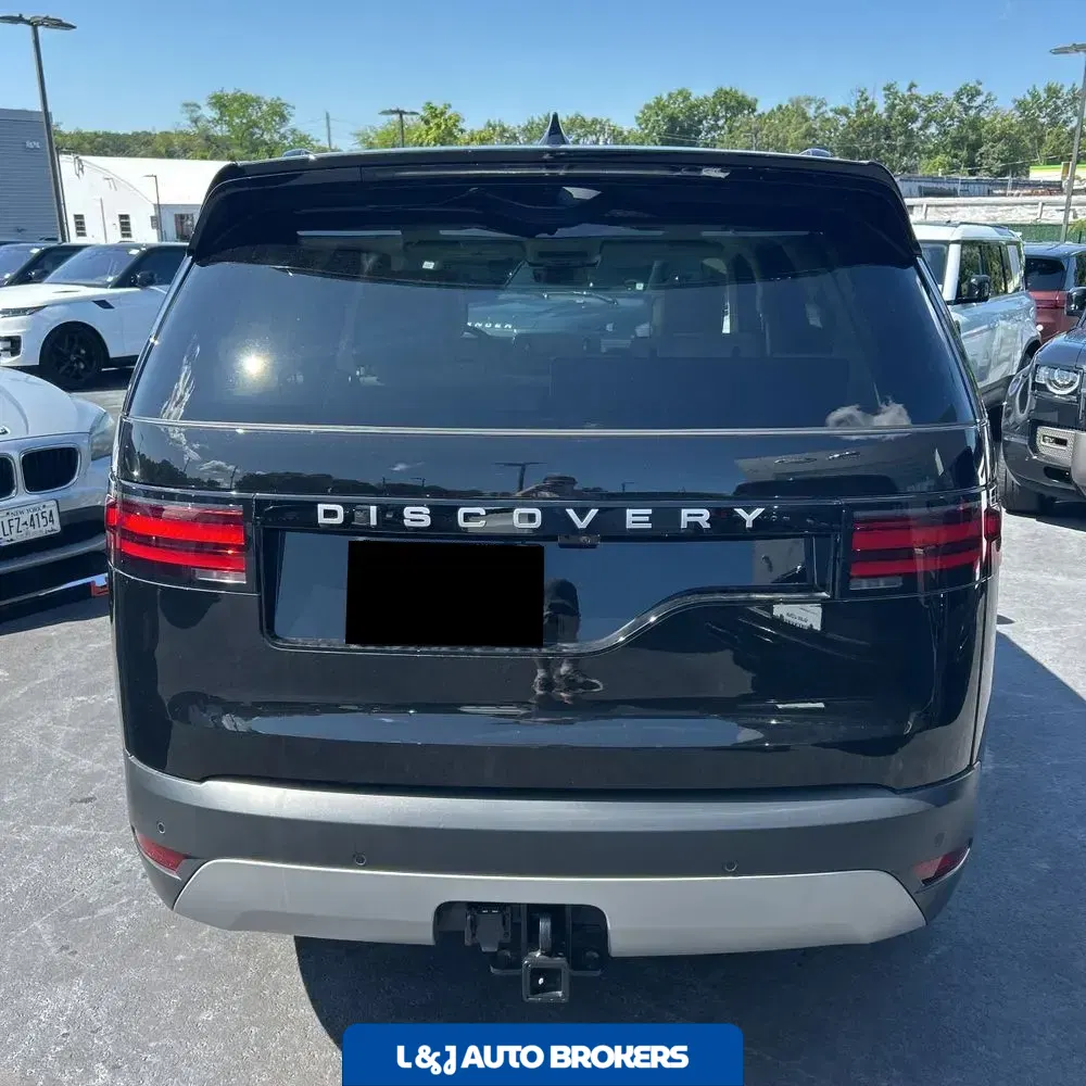 2025 Land Rover Discovery S P300