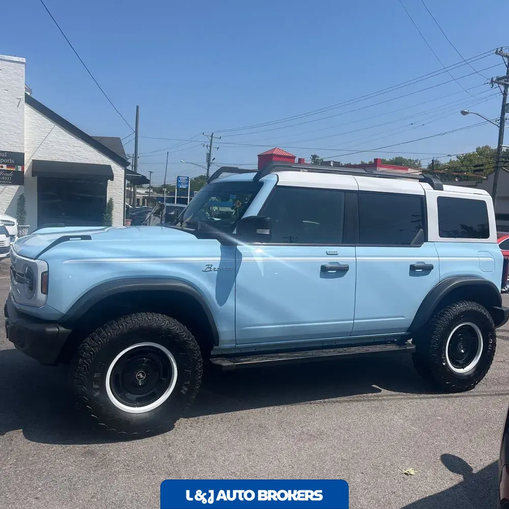 2023 Ford Bronco Heritage Limited Edition