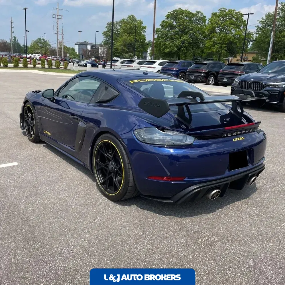 2024 Porsche 718 Cayman GT4 RS