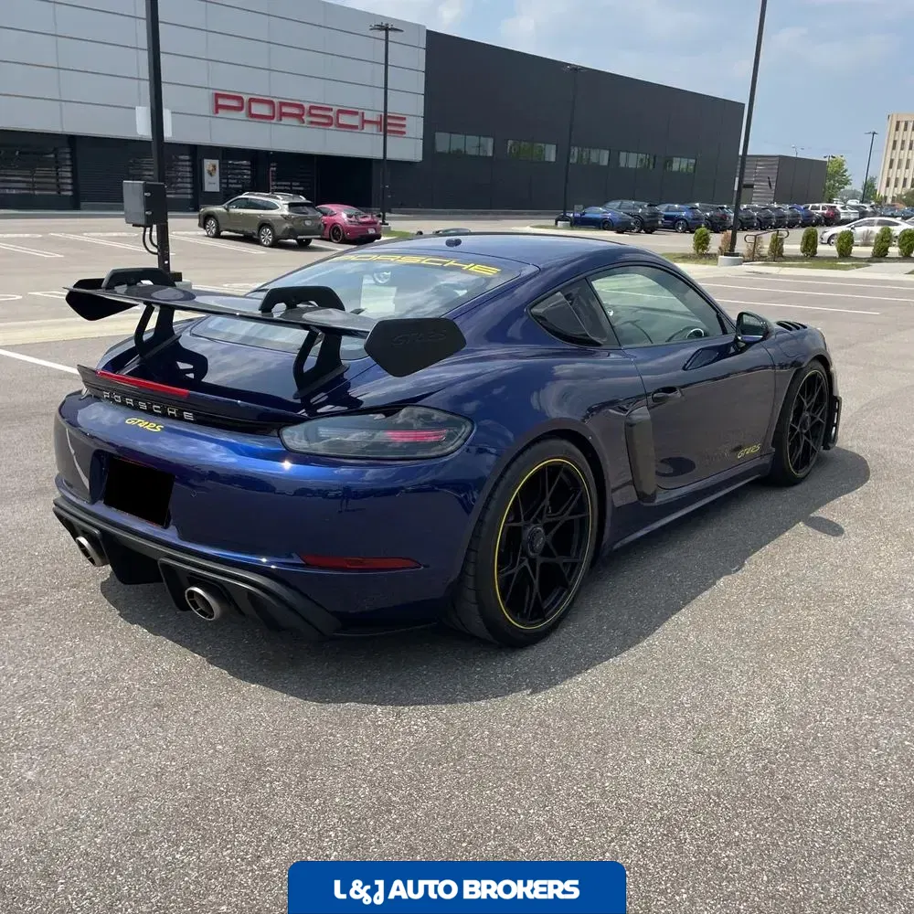 2024 Porsche 718 Cayman GT4 RS