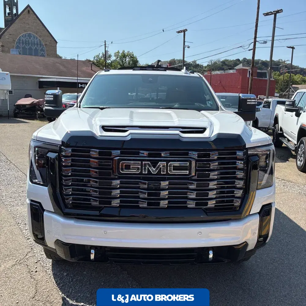 2025 GMC Sierra 3500HD Denali Ultimate