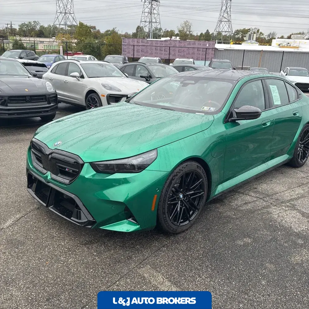 2025 BMW M5 Base