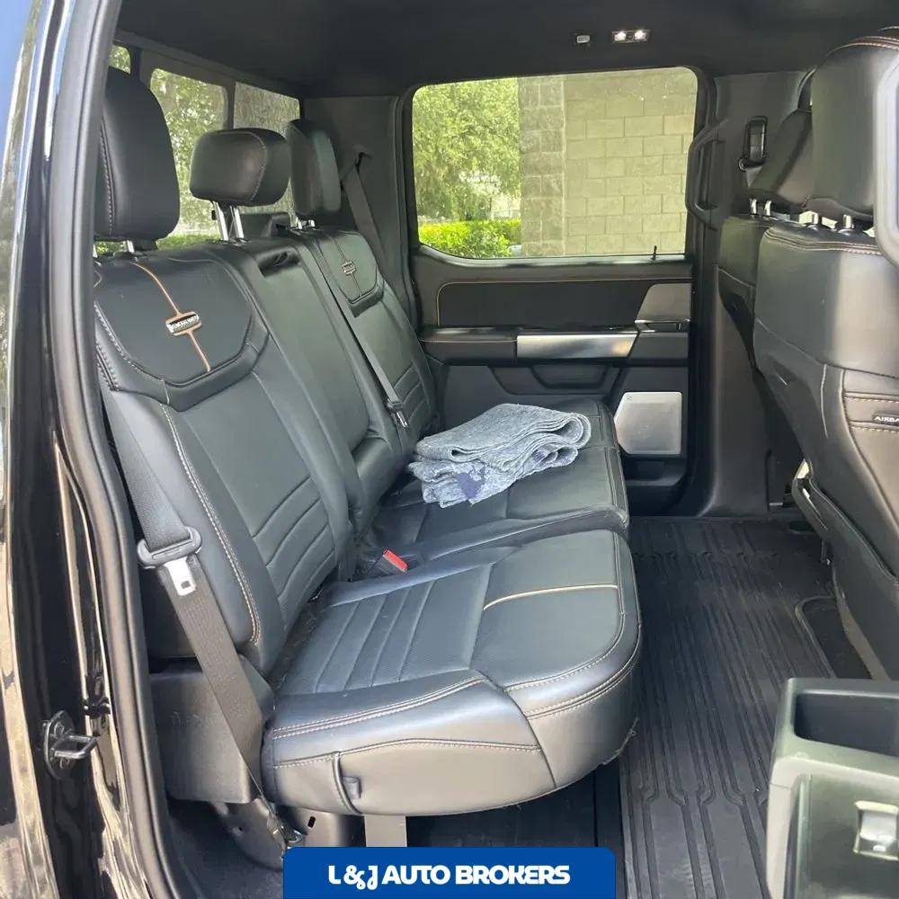 2023 Ford F-350 Super Duty Platinum