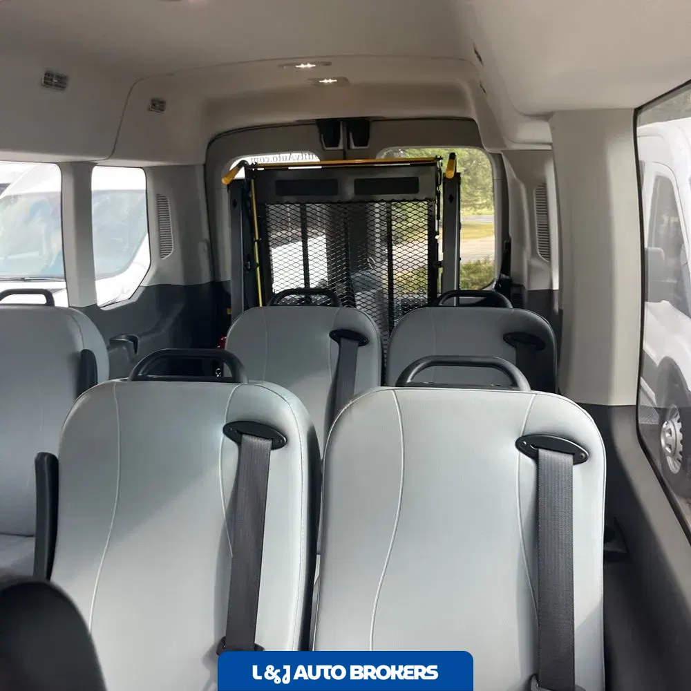 2022 Ford Transit 350 XL