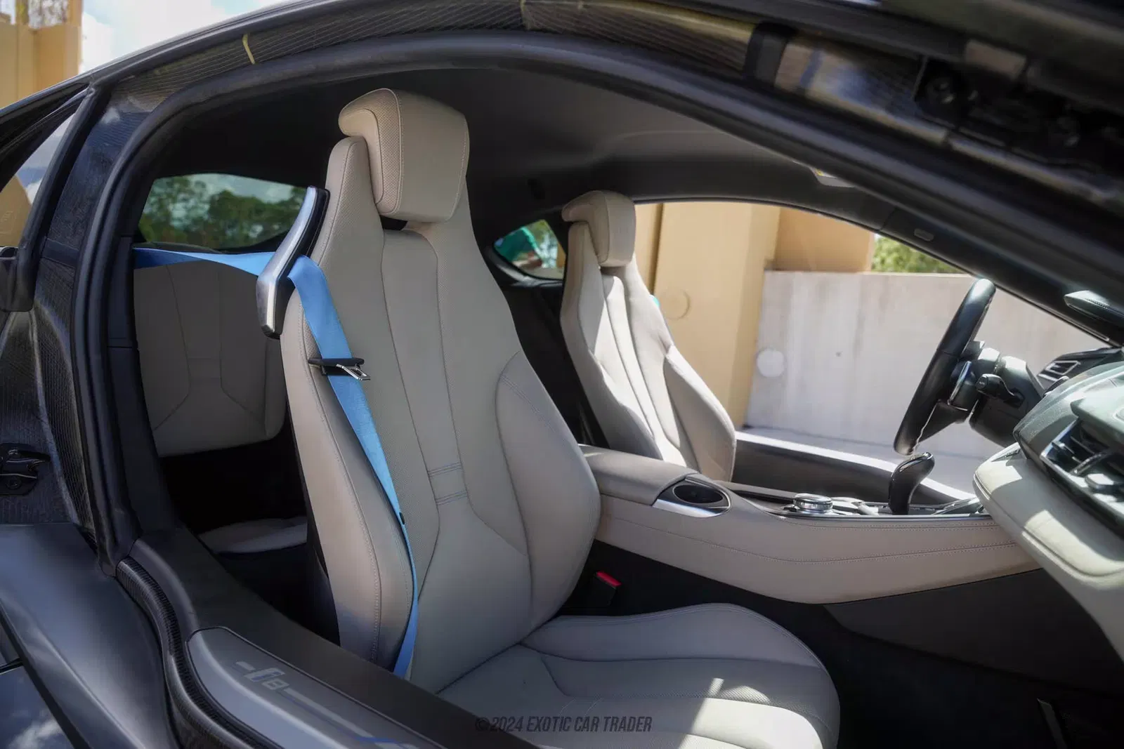 2014 BMW I8