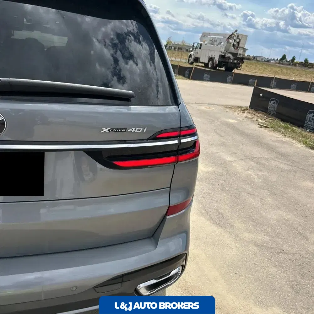 2025 BMW X7 XDrive40i