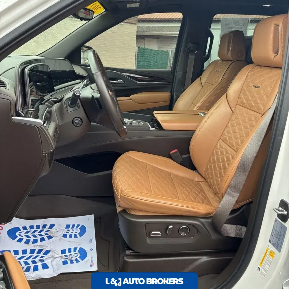 2021 Cadillac Escalade ESV Premium Luxury
