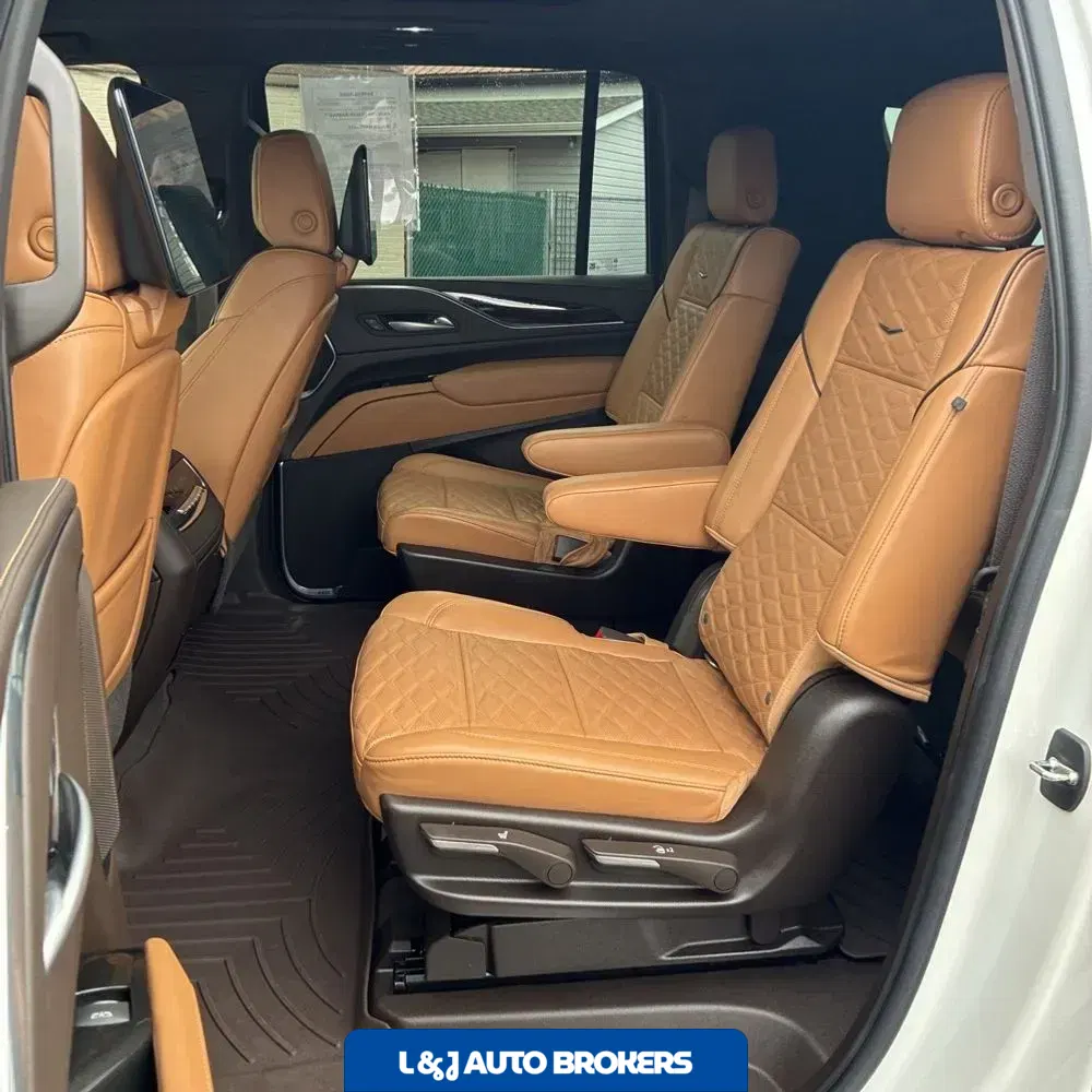 2021 Cadillac Escalade ESV Premium Luxury