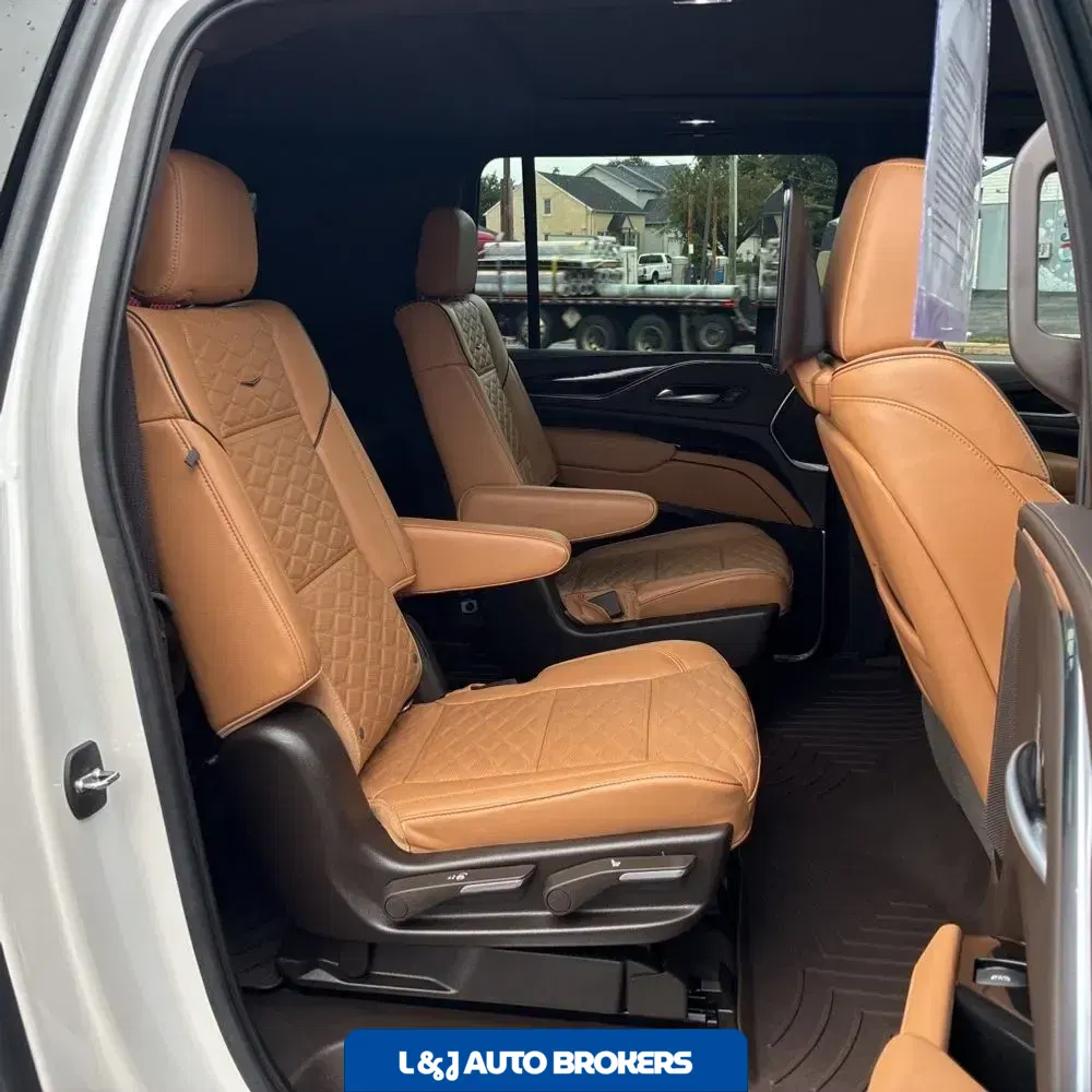 2021 Cadillac Escalade ESV Premium Luxury