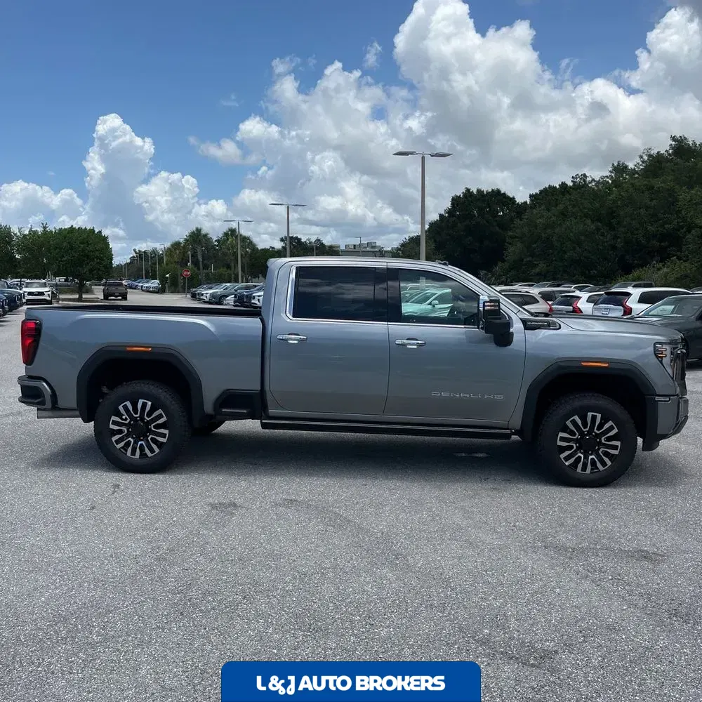 2024 GMC Sierra 3500HD Denali Ultimate