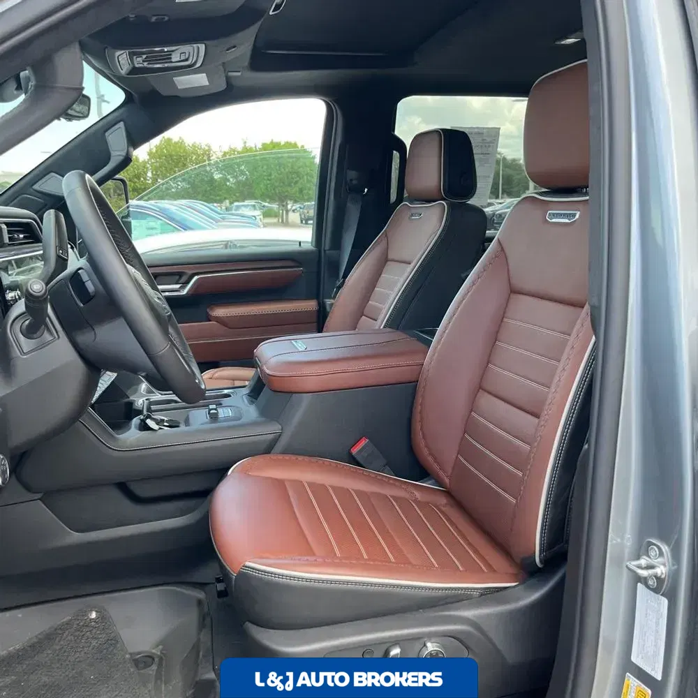 2024 GMC Sierra 3500HD Denali Ultimate