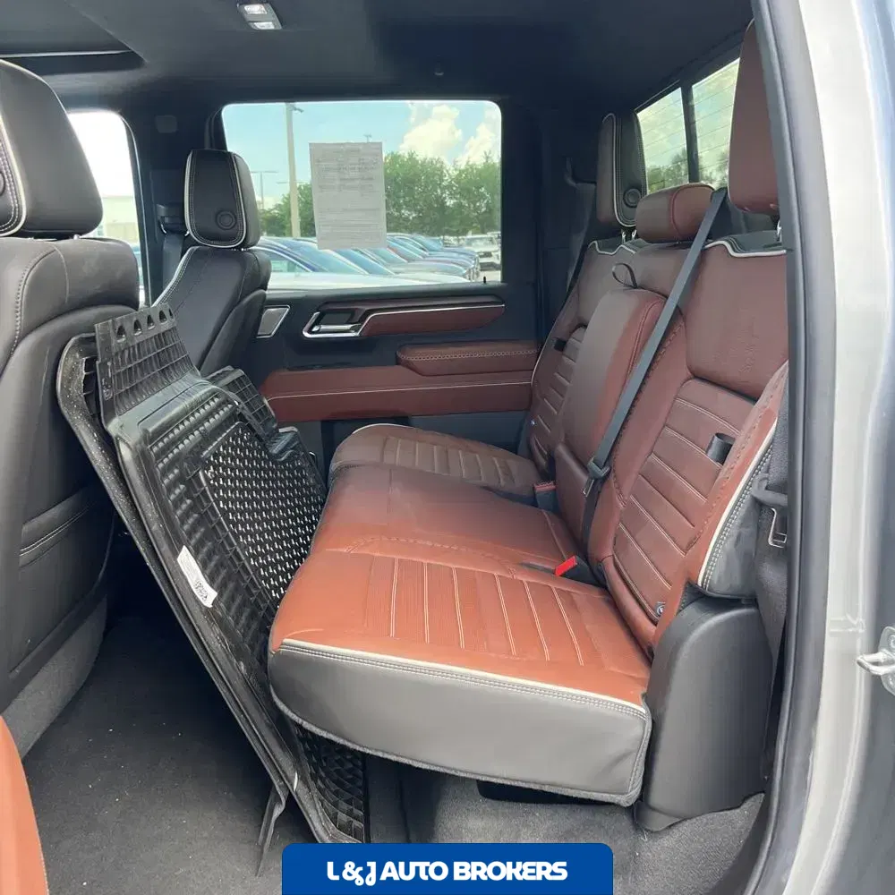 2024 GMC Sierra 3500HD Denali Ultimate