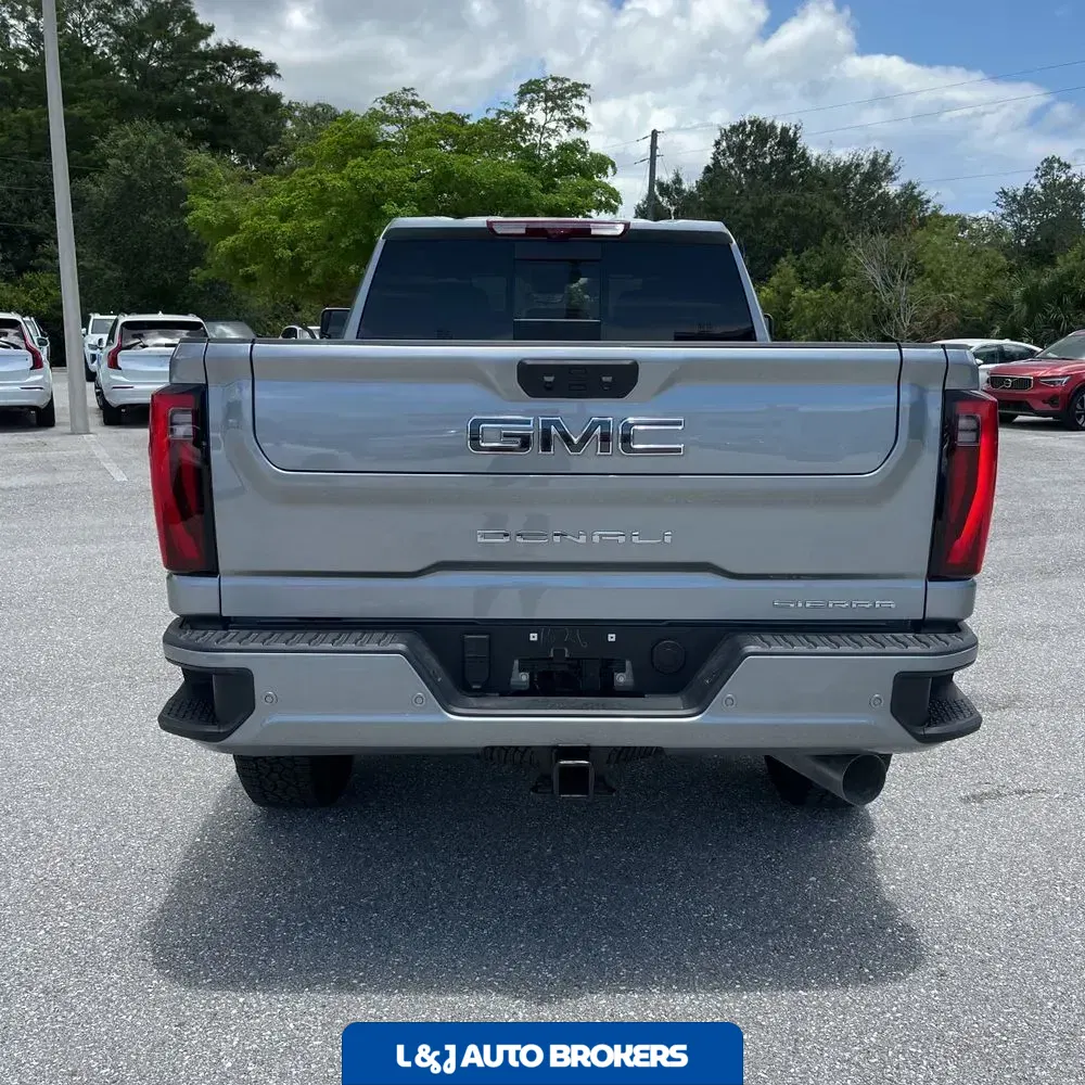2024 GMC Sierra 3500HD Denali Ultimate