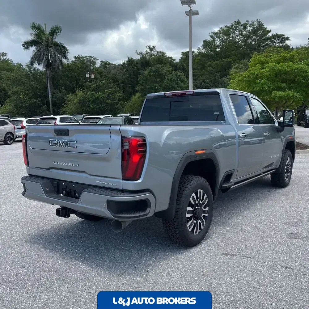2024 GMC Sierra 3500HD Denali Ultimate