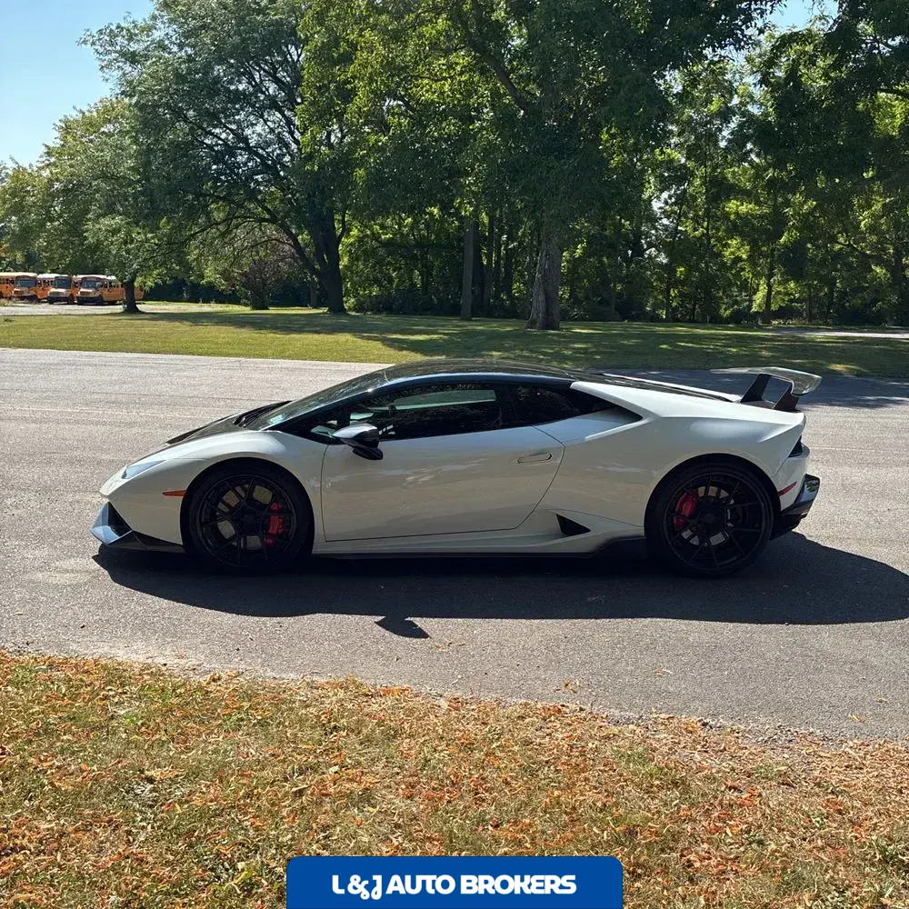 2015 Lamborghini Huracan Base