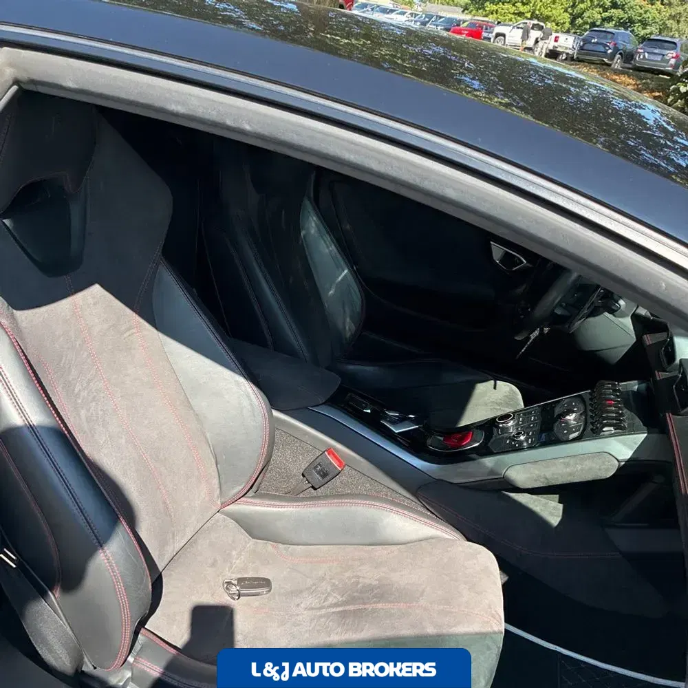 2015 Lamborghini Huracan Base
