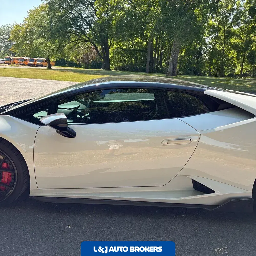 2015 Lamborghini Huracan Base
