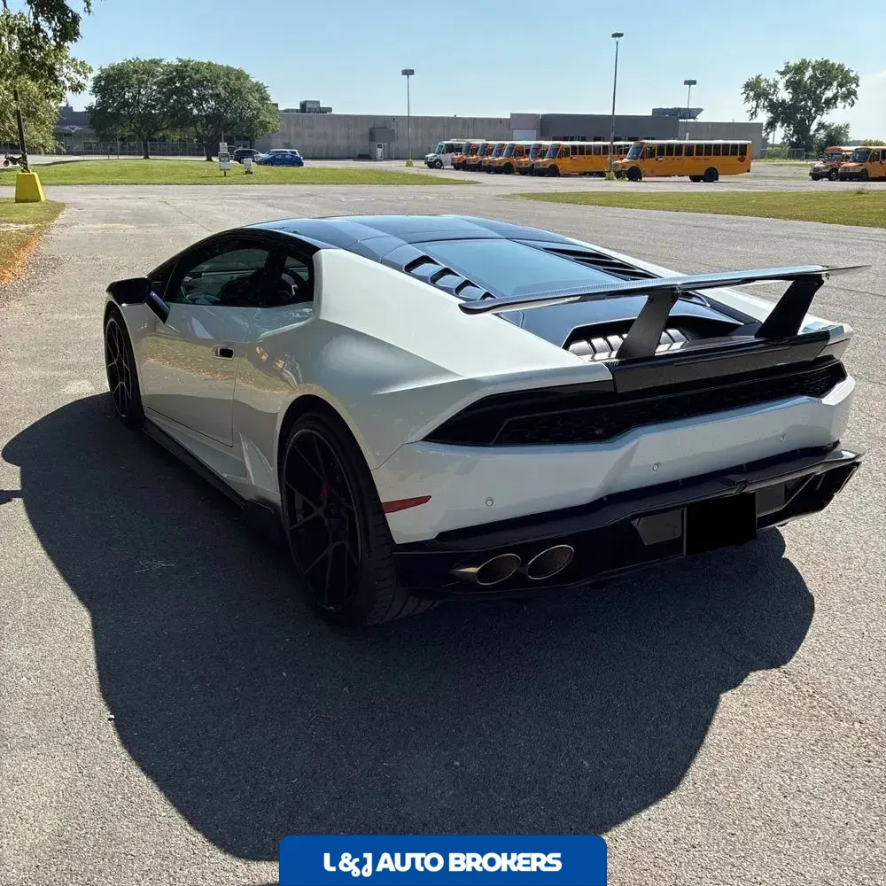 2015 Lamborghini Huracan Base