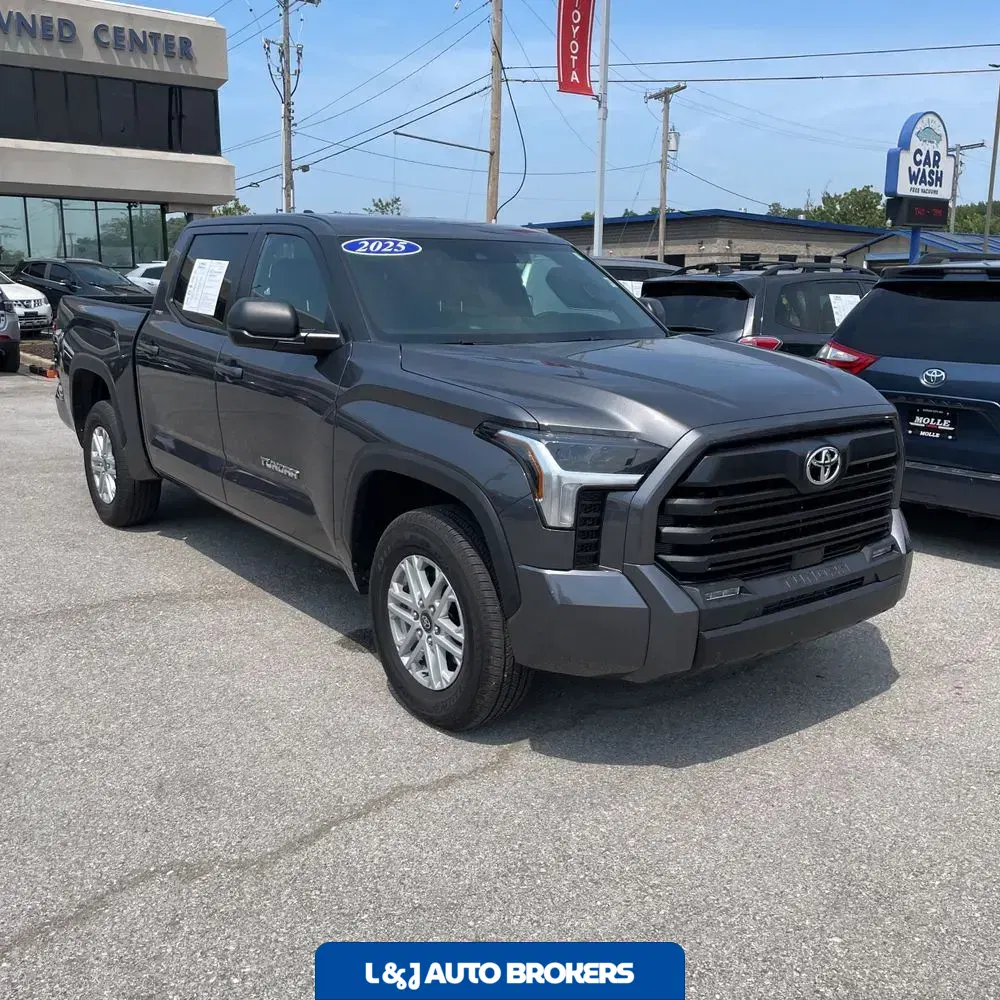 2025 Toyota Tundra SR5