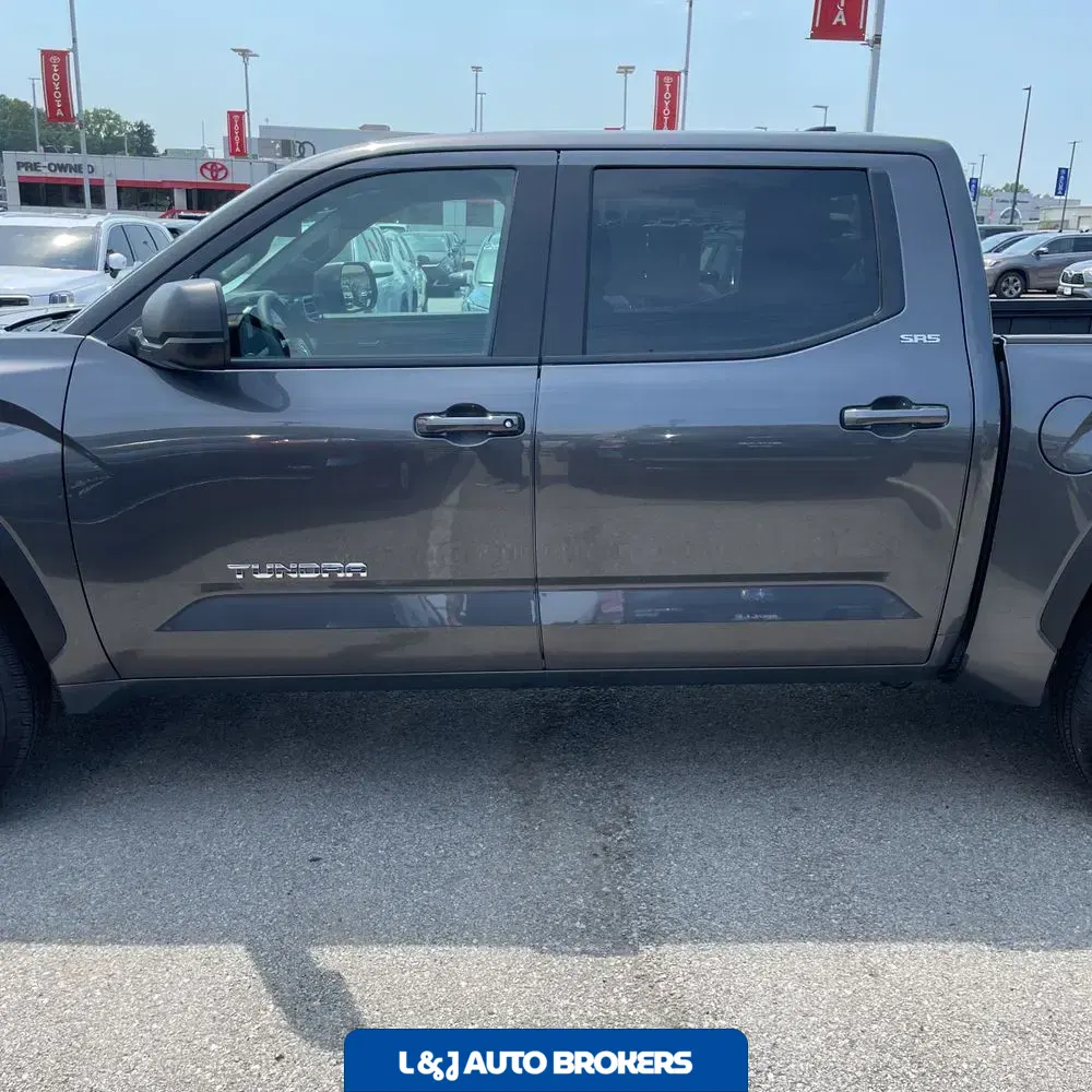 2025 Toyota Tundra SR5