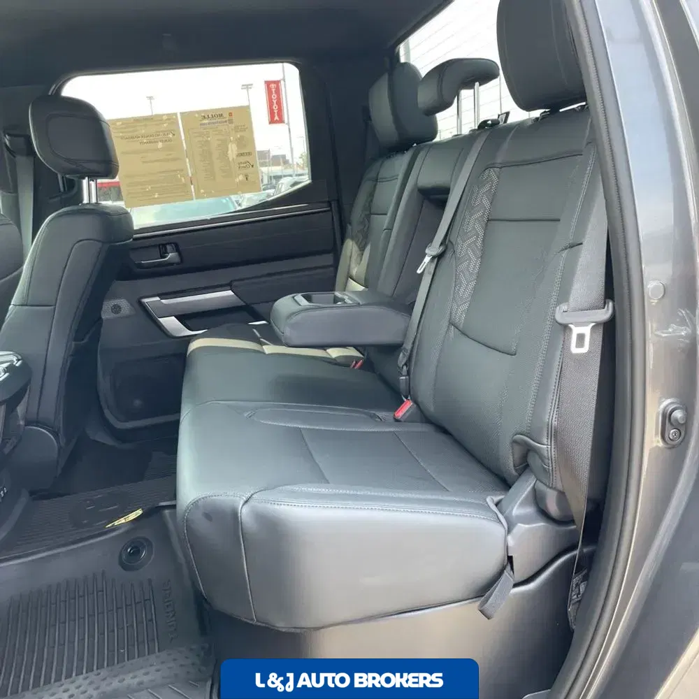 2025 Toyota Tundra SR5