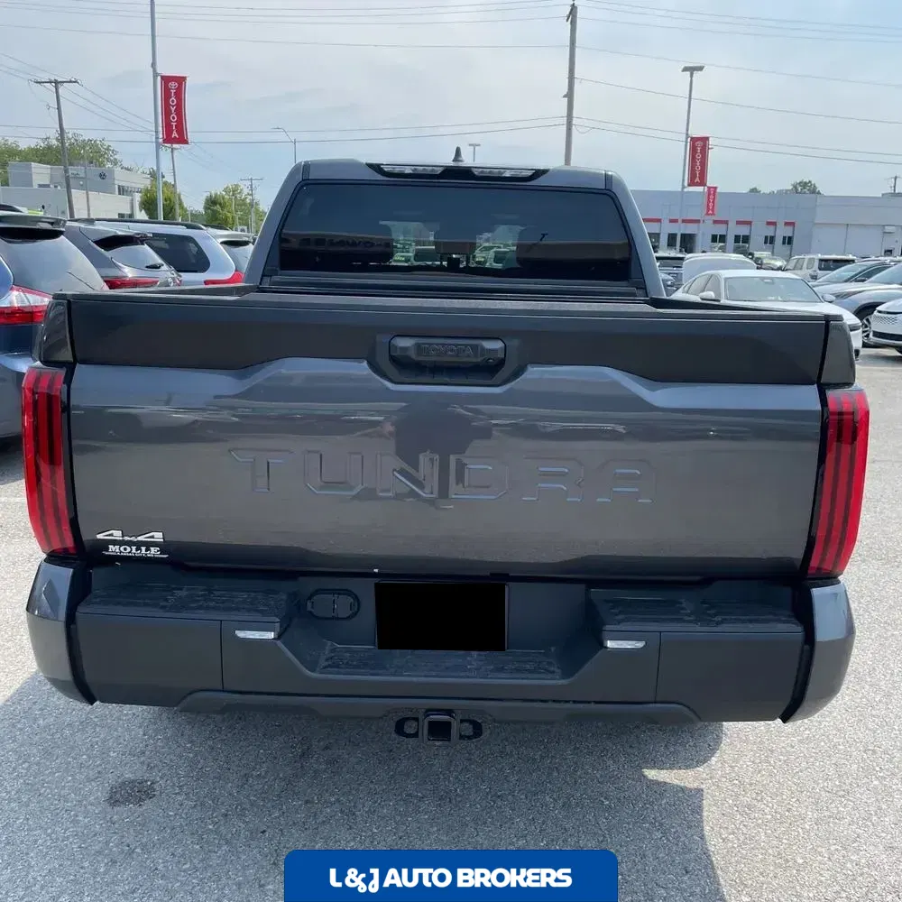 2025 Toyota Tundra SR5