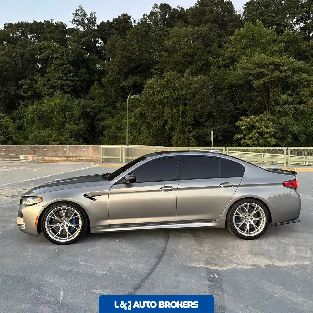 2021 BMW M5
