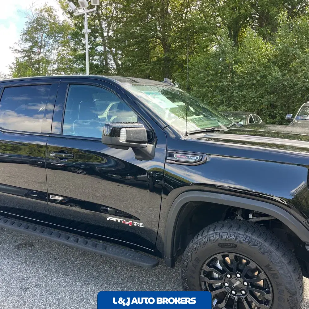 2023 GMC Sierra 1500 AT4X