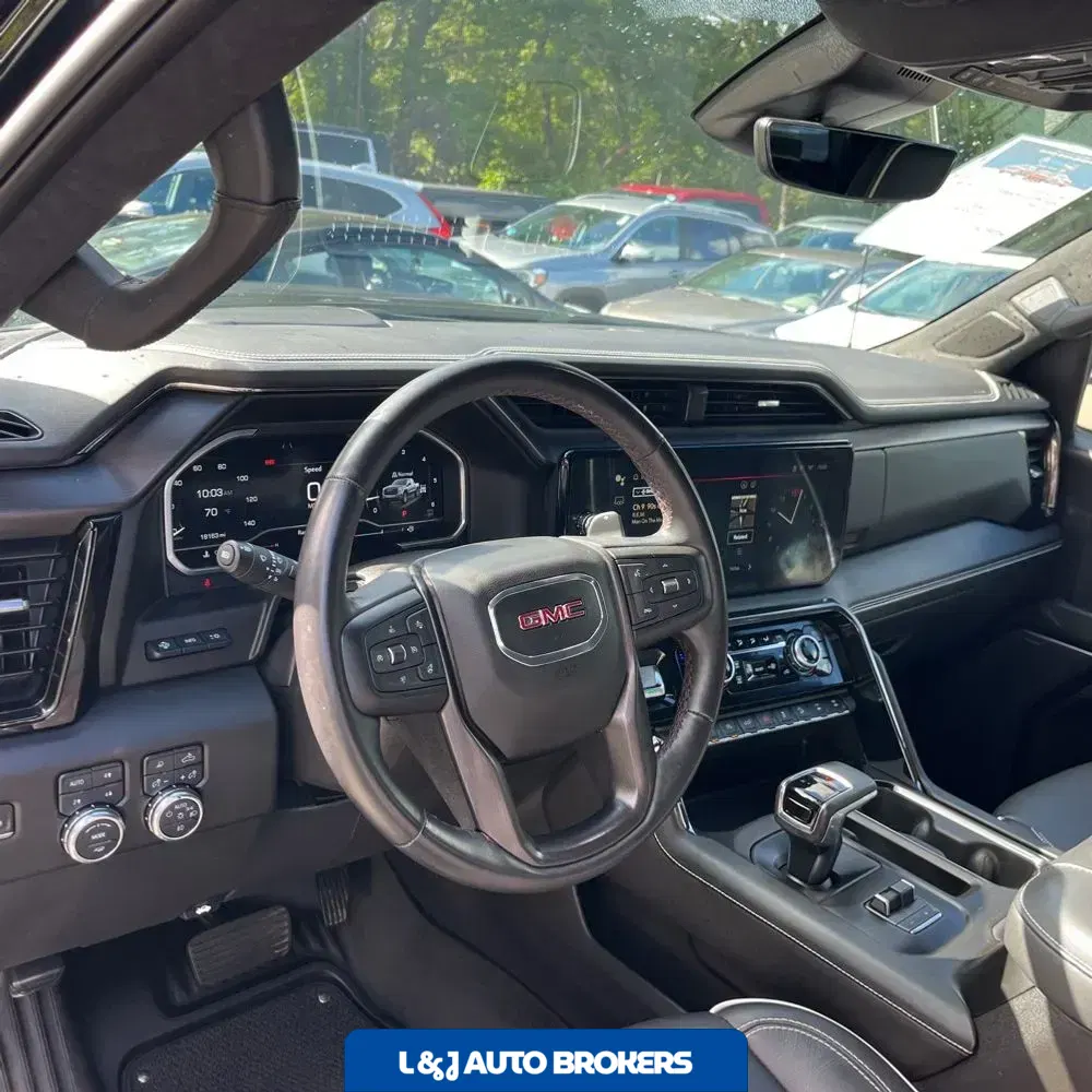 2023 GMC Sierra 1500 AT4X