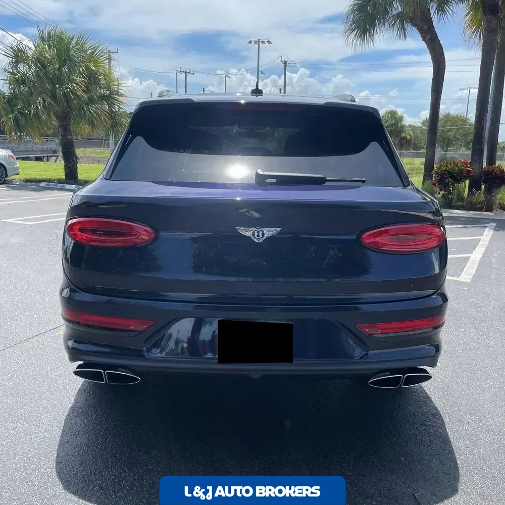 2022 Bentley Bentayga V8