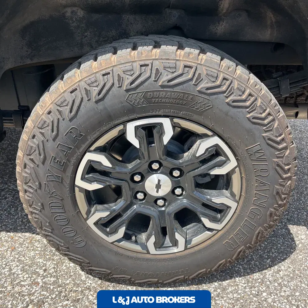2024 Chevrolet Silverado 1500 ZR2