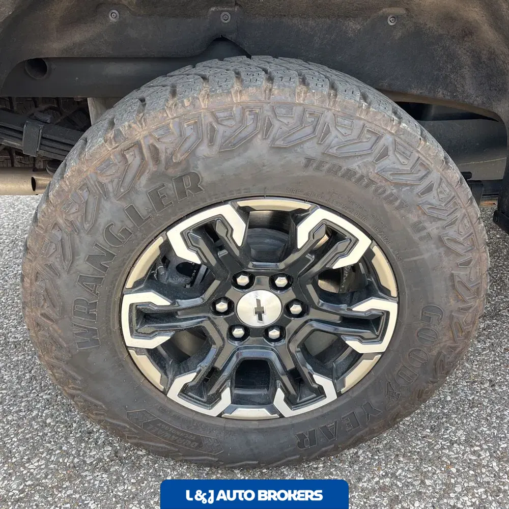 2024 Chevrolet Silverado 1500 ZR2