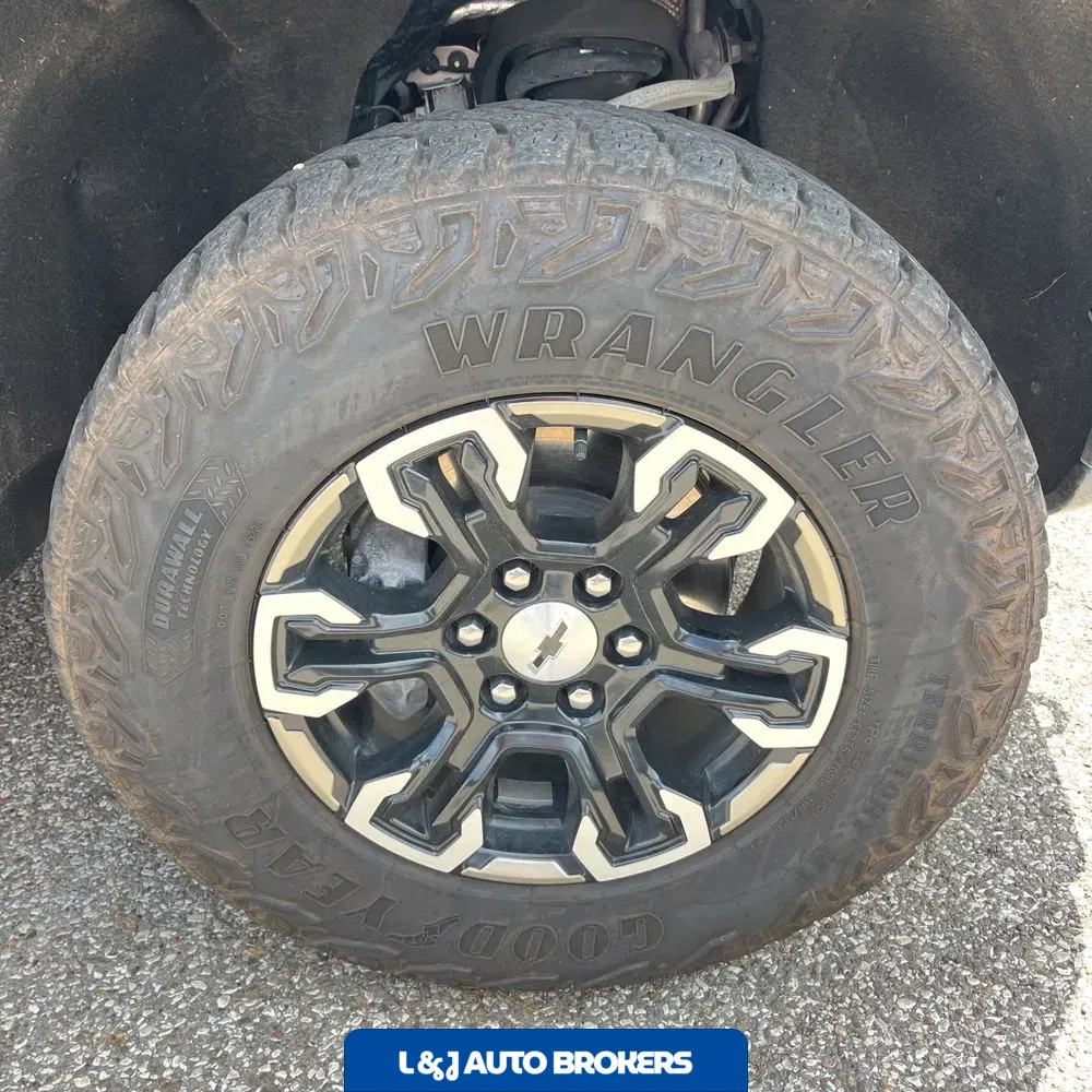 2024 Chevrolet Silverado 1500 ZR2