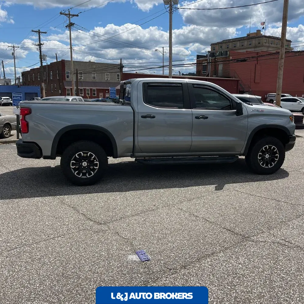 2024 Chevrolet Silverado 1500 ZR2