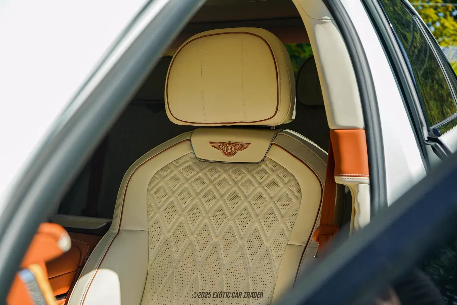 2022 Bentley Flying Spur V8