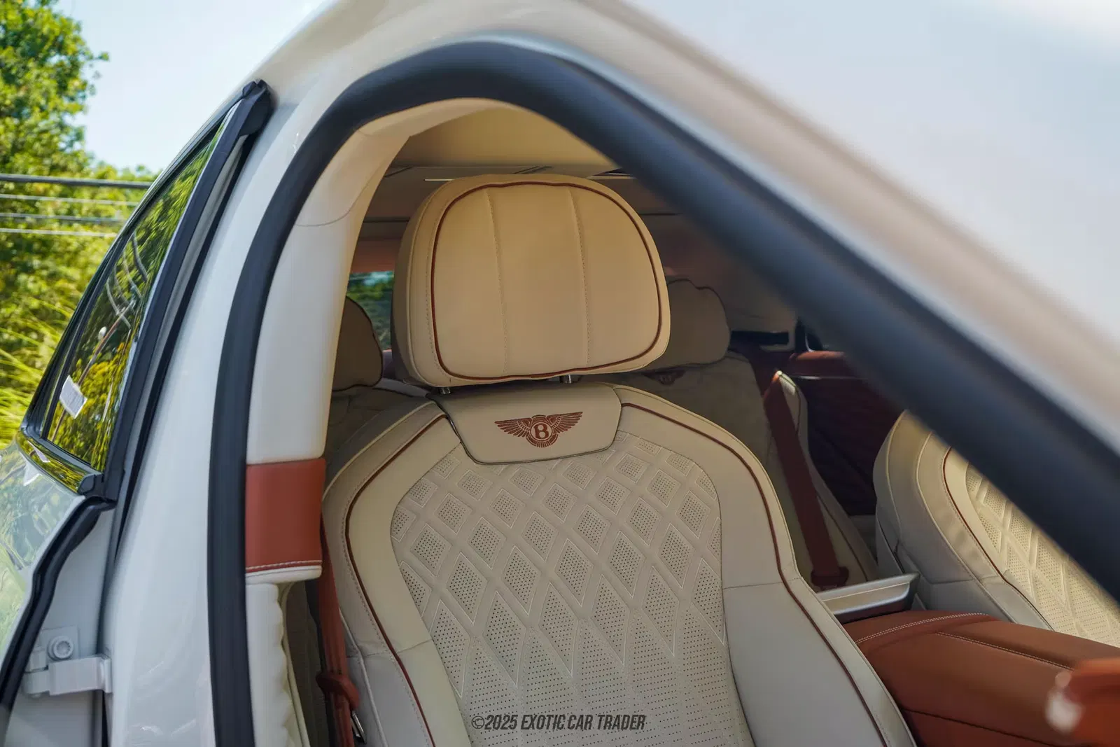 2022 Bentley Flying Spur V8