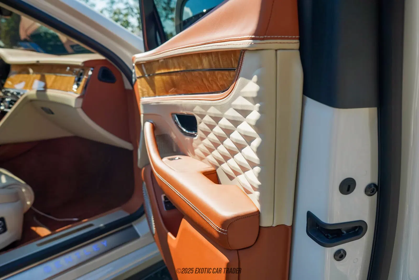 2022 Bentley Flying Spur V8