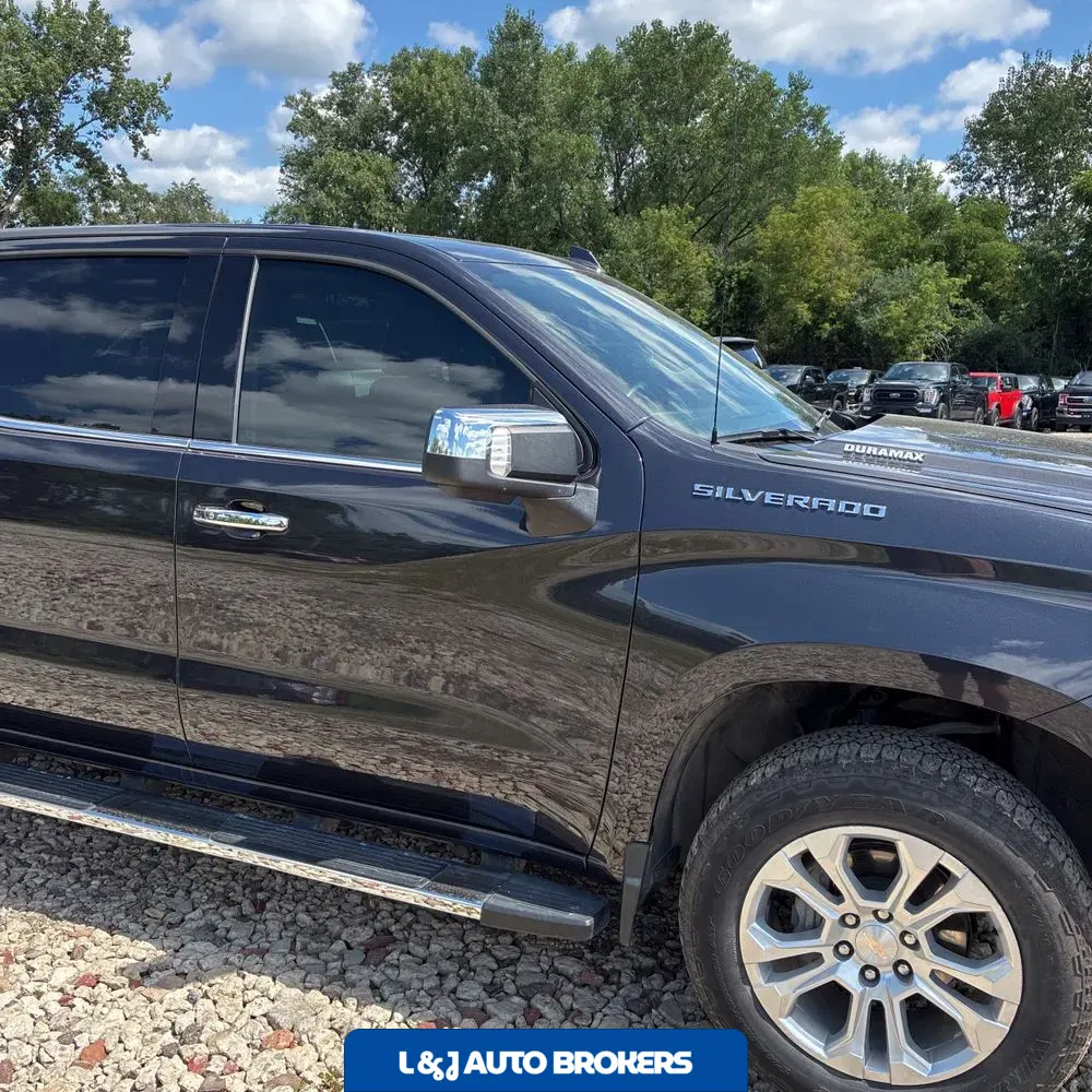 2024 Chevrolet Silverado 1500 LTZ