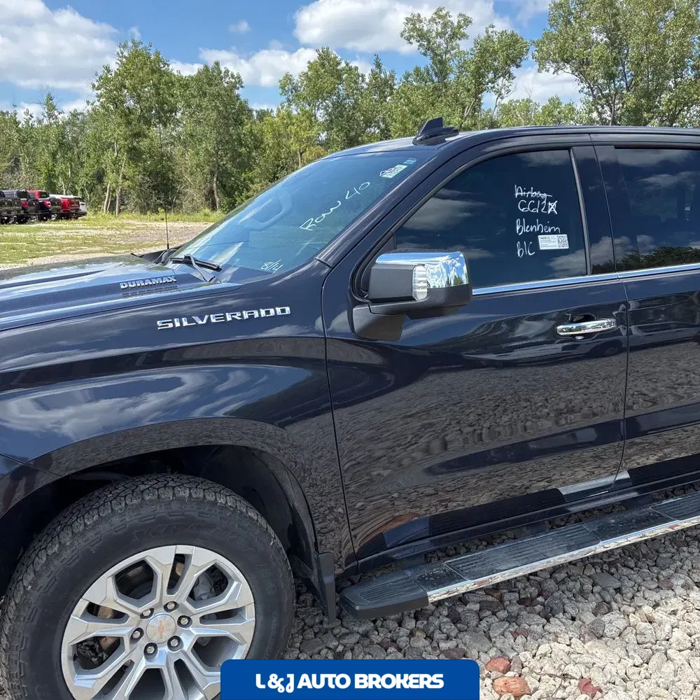 2024 Chevrolet Silverado 1500 LTZ